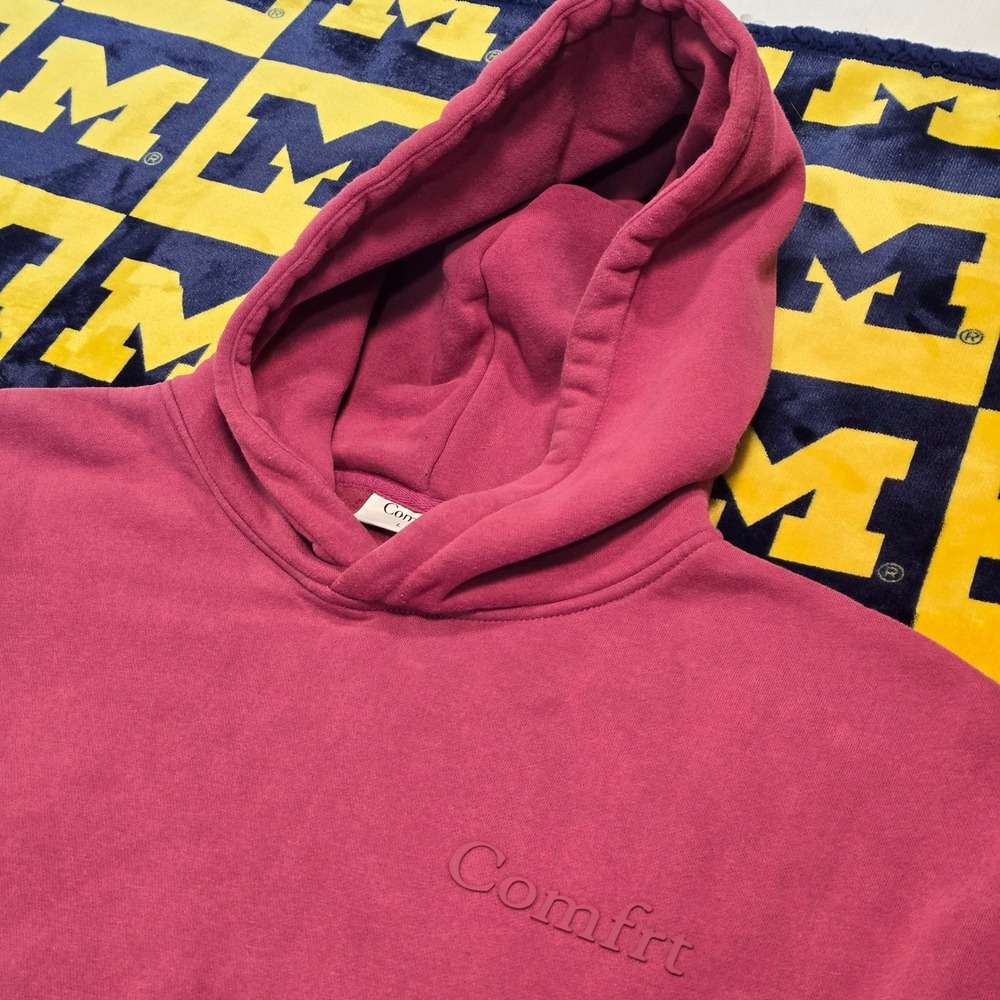 Comfrt Hoodie‎ Mens Large Pink Magenta Fleece Pullover Embossed Logo RN170537